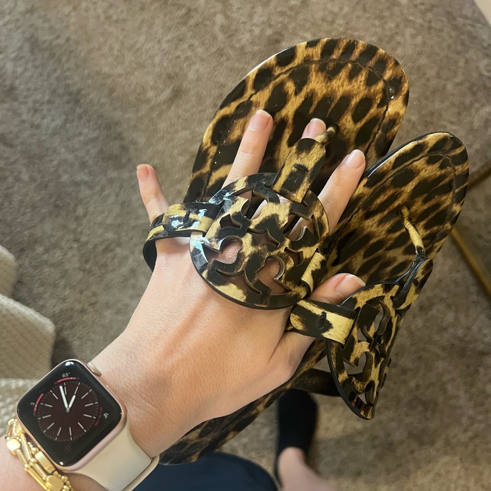Tory Burch miller size 6 patent leather